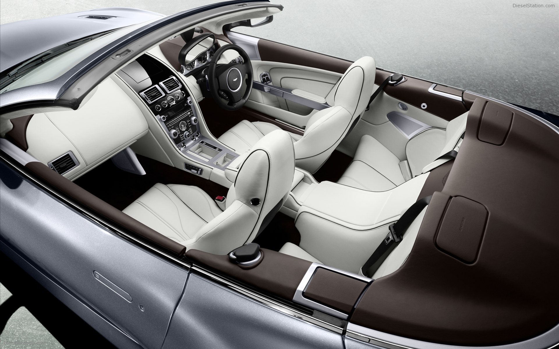 Aston Martin Virage 2011